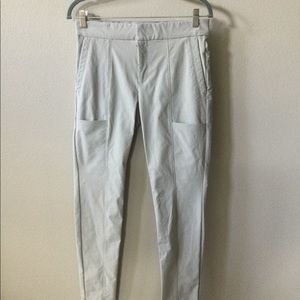 Athleta size 4 wander stash pant